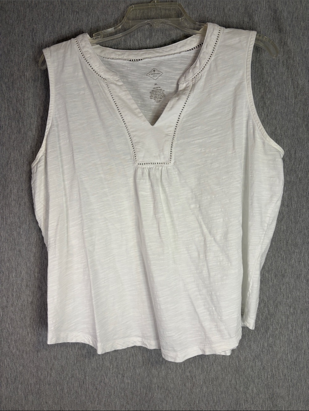 St. John's Bay White Eyelet V-Notch Sleeveless Tank
